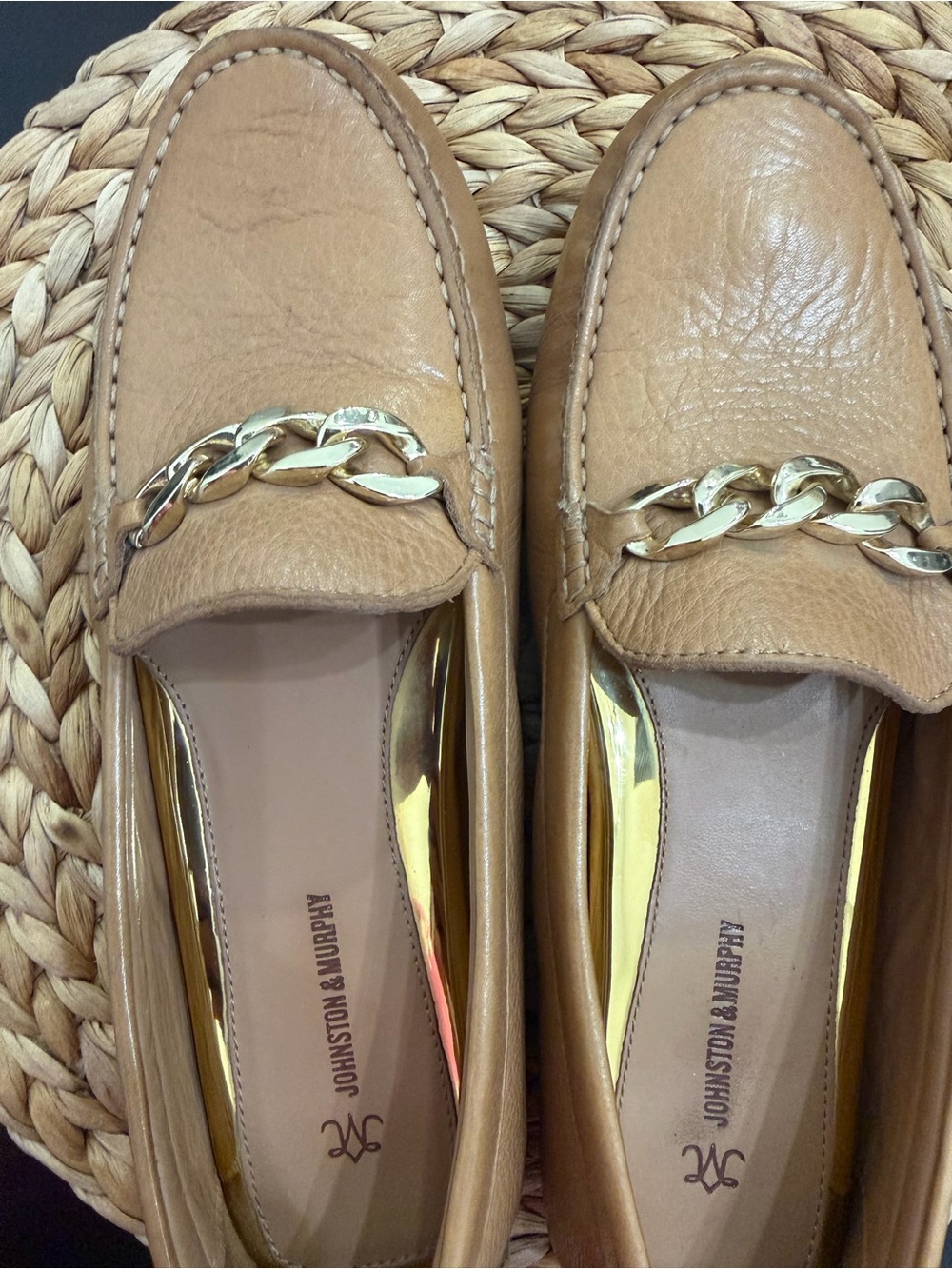 Johnston & Murphy Women's Caramel Leather Chain-Trim Loafers✨8✨